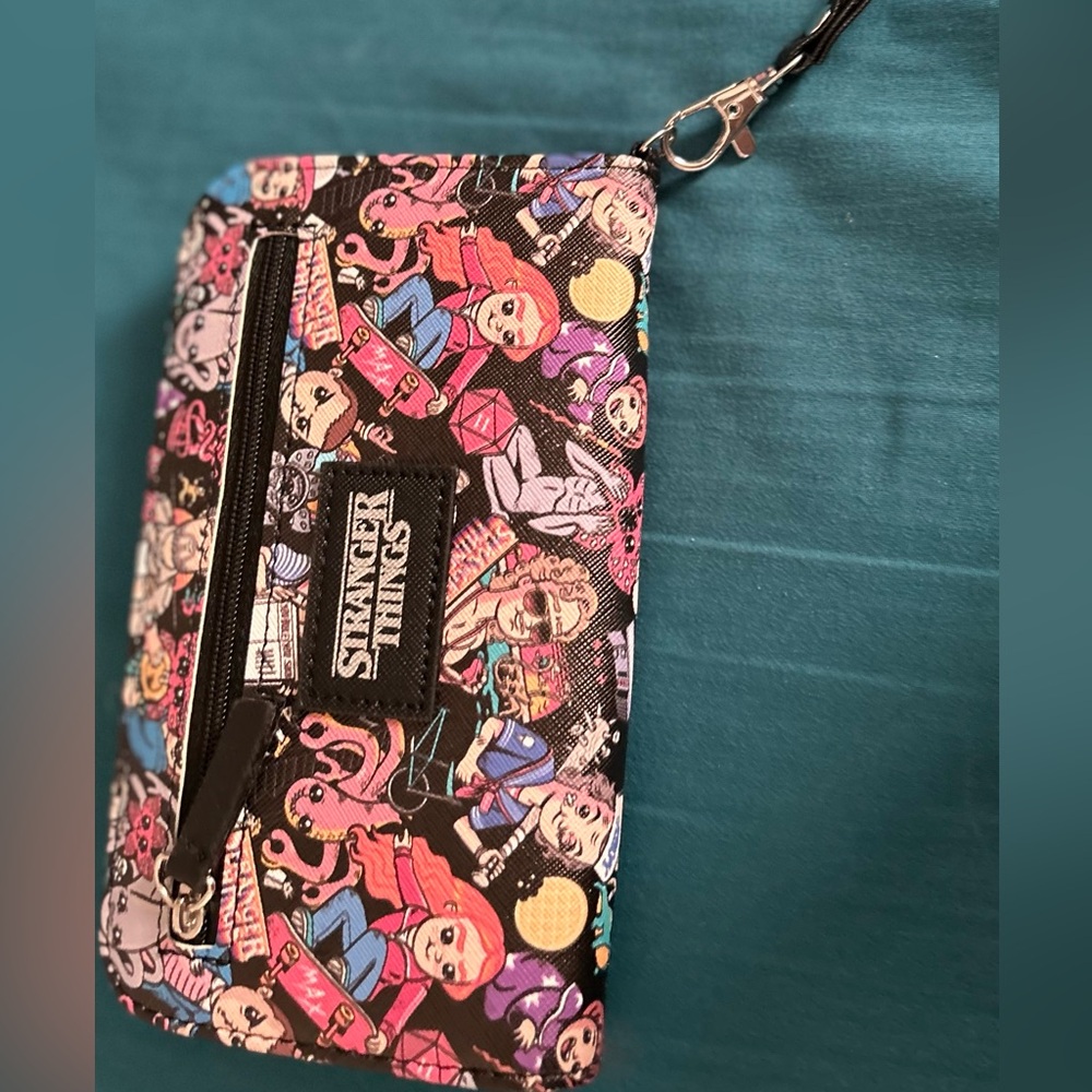Wallet/wristlet